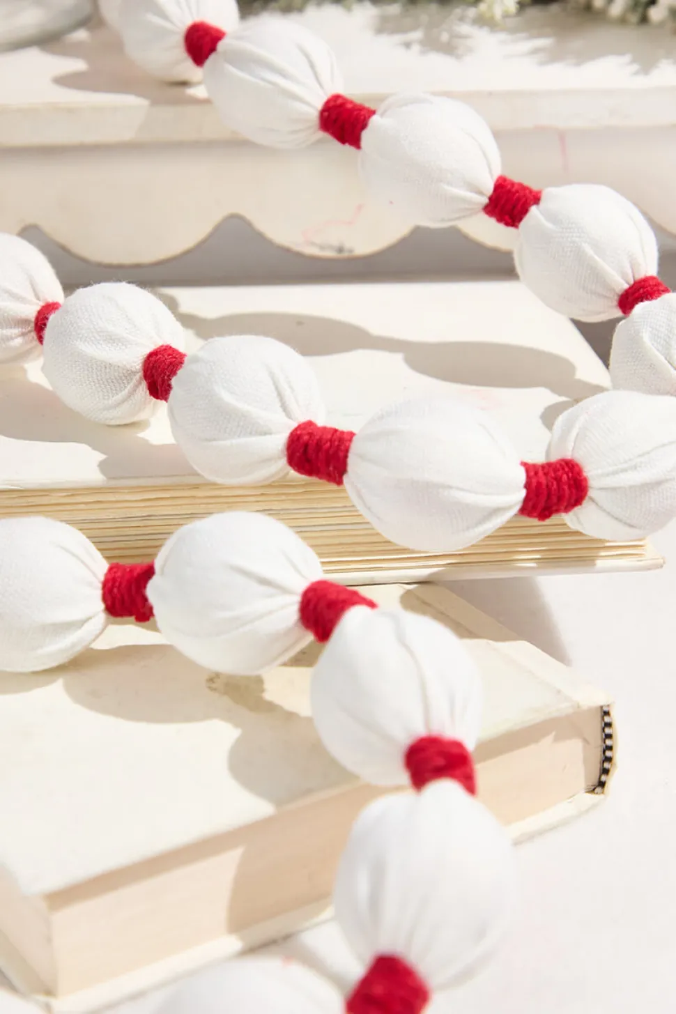 5' Ball Garland