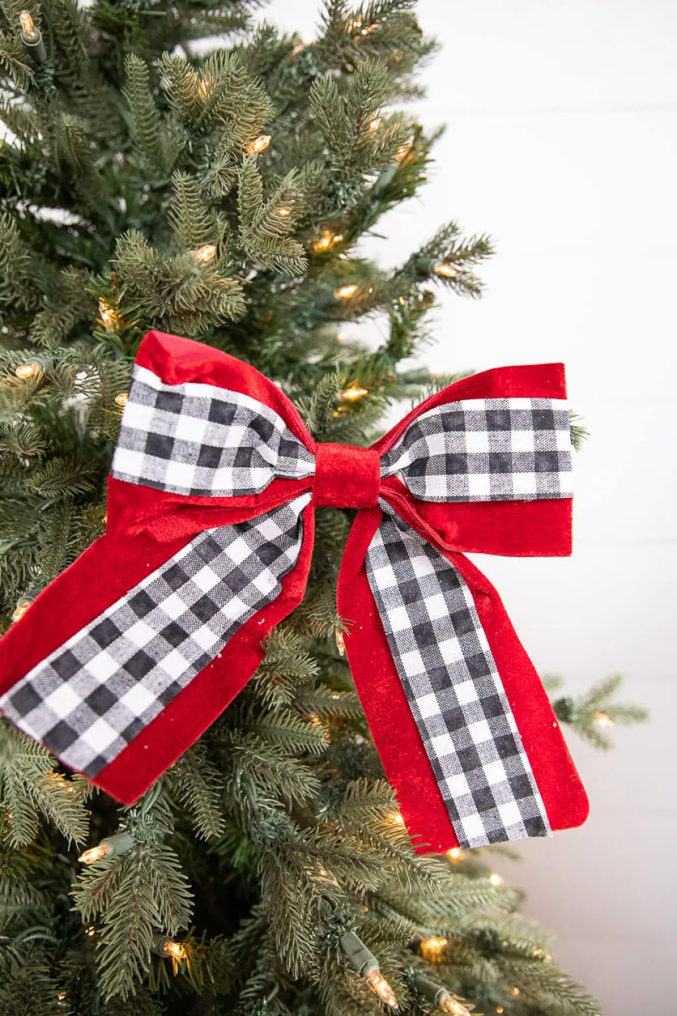 8” Black and White Plaid on Red Bow