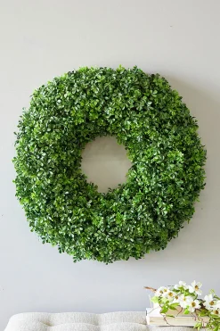 30" Boxwood Wreath