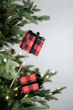 24” Buffalo Plaid Package with Bow Spray