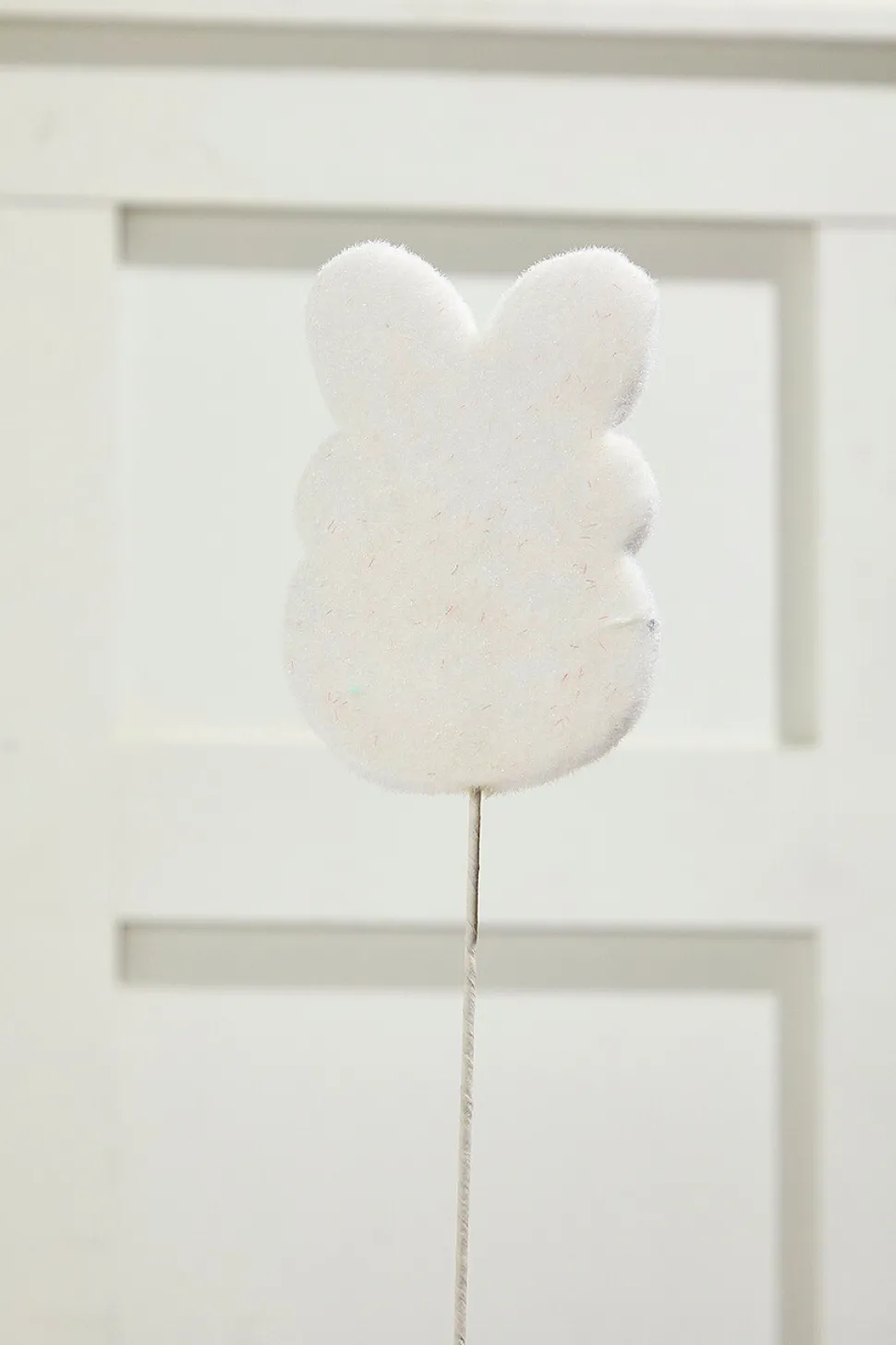 20" Bunny Cutout Spray