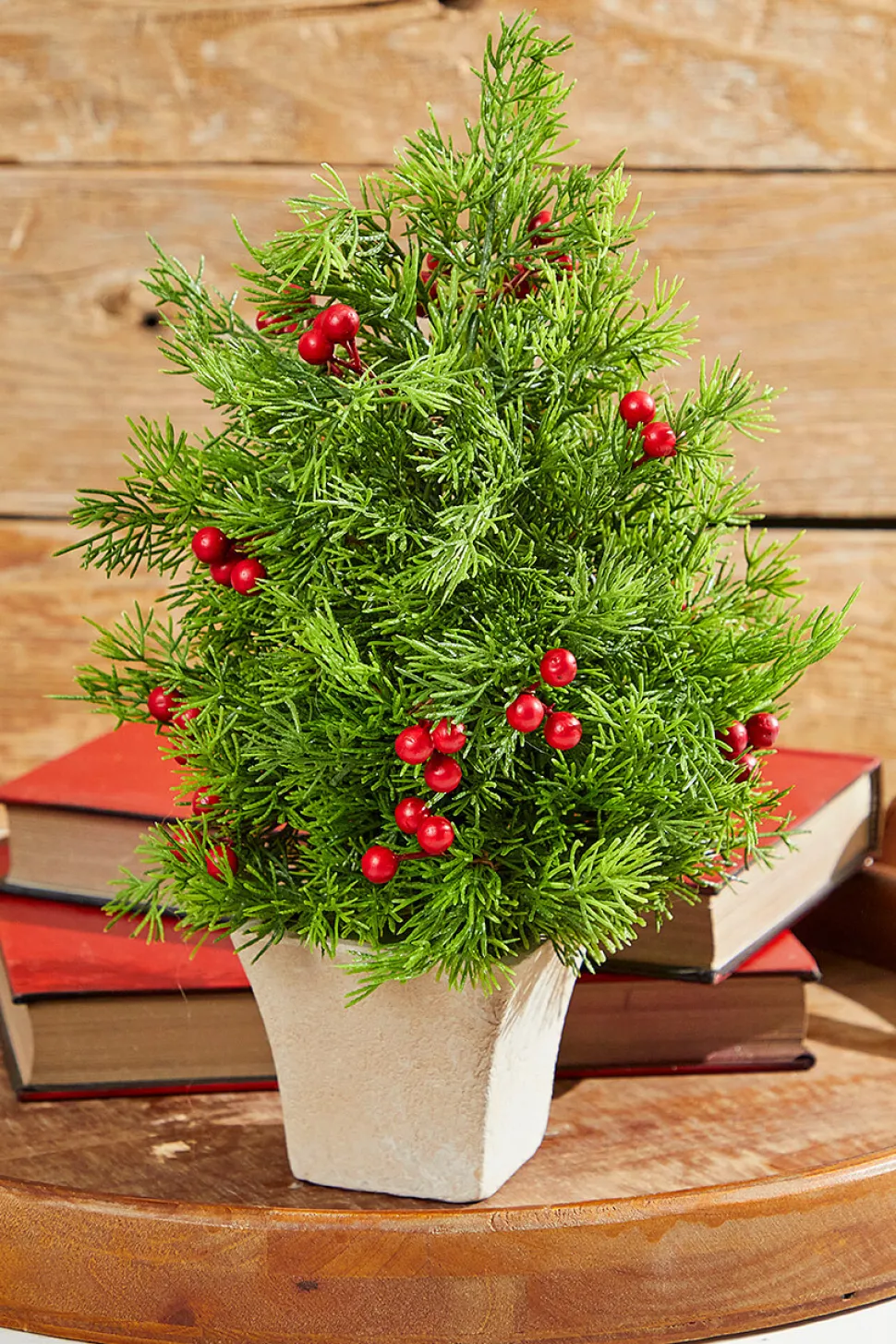 14" Cedar Berry Tree