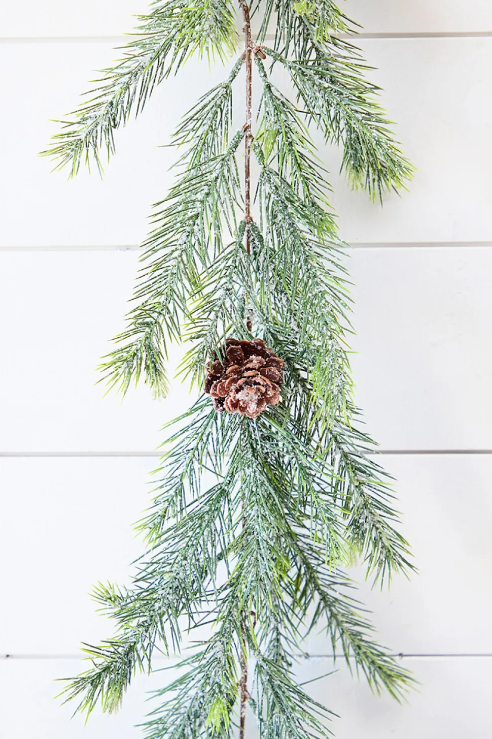 6' Christmas Frosted Arrowhead Garland