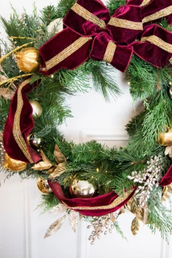 30” Cordless Prelit Crimson & Gold Holiday Wreath