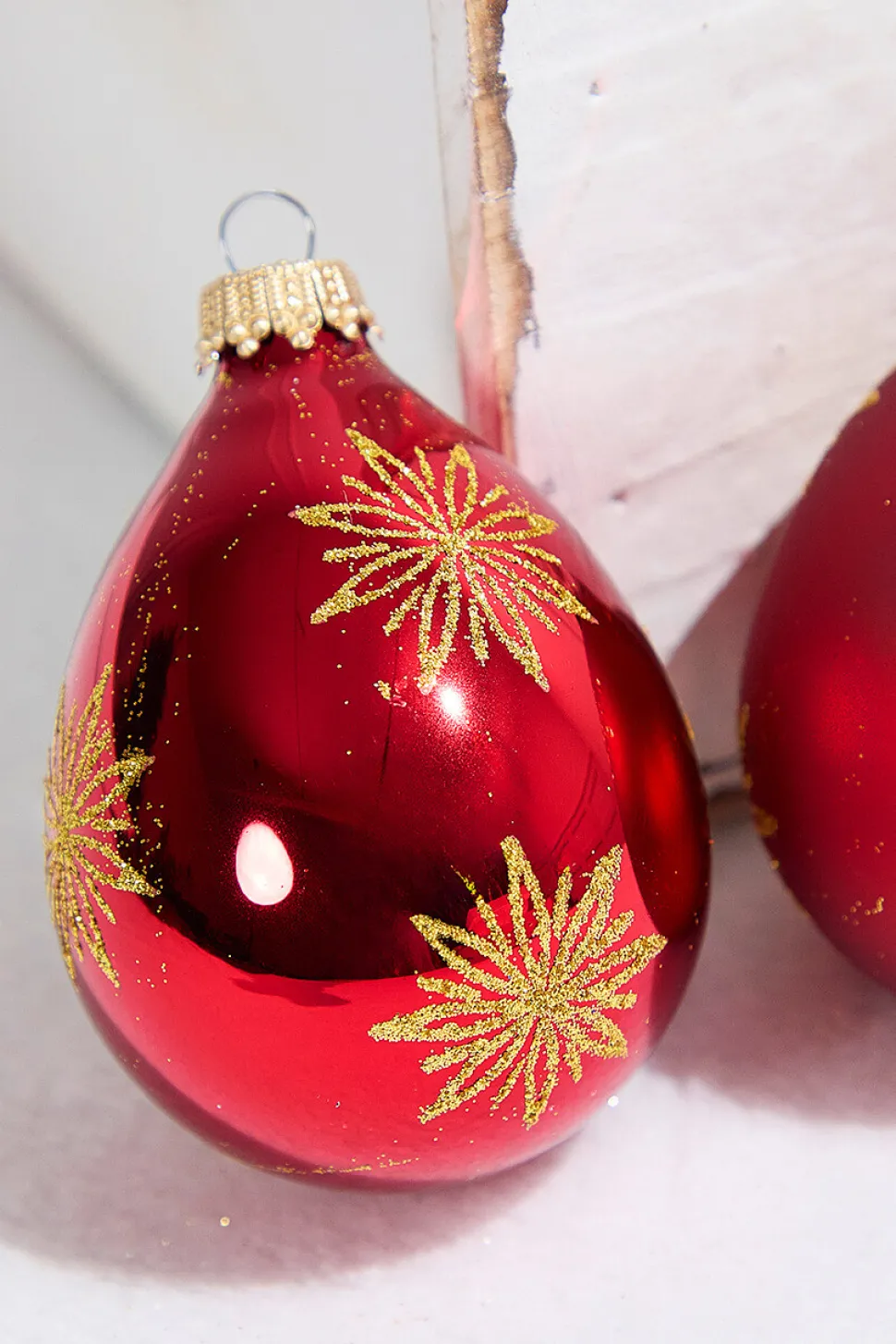 6ct Drop Glass Christmas Red & Red Velvet With Gold Snowflake