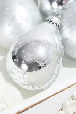 4ct Glass Drop Bright Silver & Silver Pearl with Silver Stars