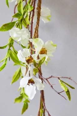 60" Dogwood Garland