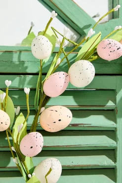 14" Egg & Leaf Wreath - Large