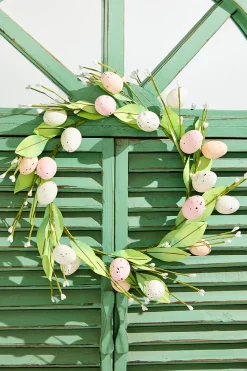 12" Egg & Leaf Wreath - Small