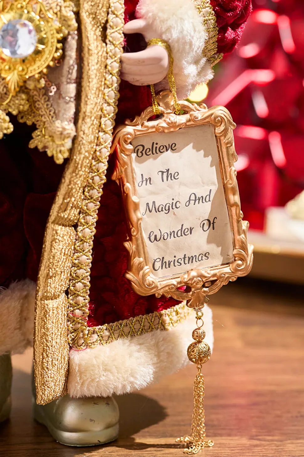 21" Elegant Vintage Santa With Plaque