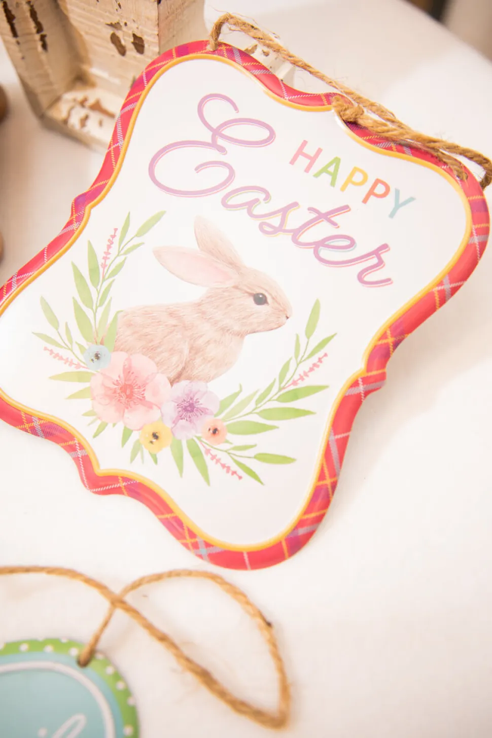 7" Embossed Tin Easter Sign