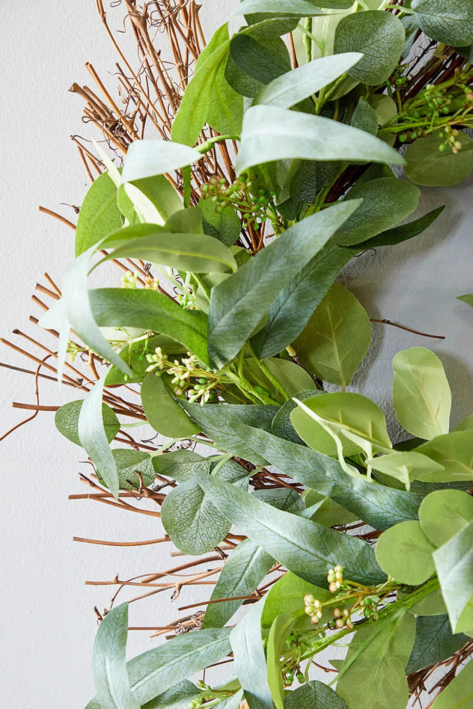 22" Eucalyptus Wreath