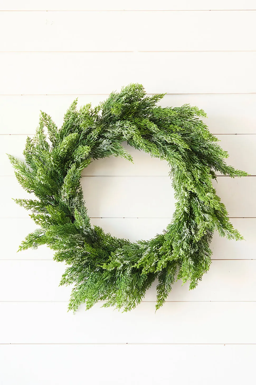 22" Frosted Cedar Wreath