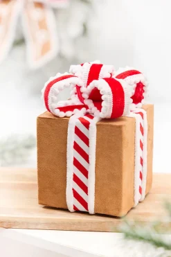 6" Gingerbread Gift Box Ornament