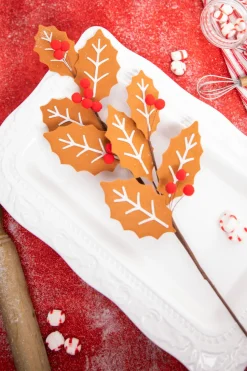 28” Gingerbread Leaf Spray with Red Berries
