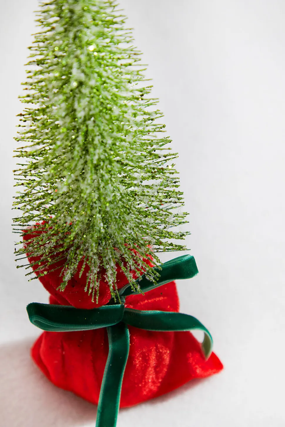 10” Glitter Tree In Felt Gift Sack