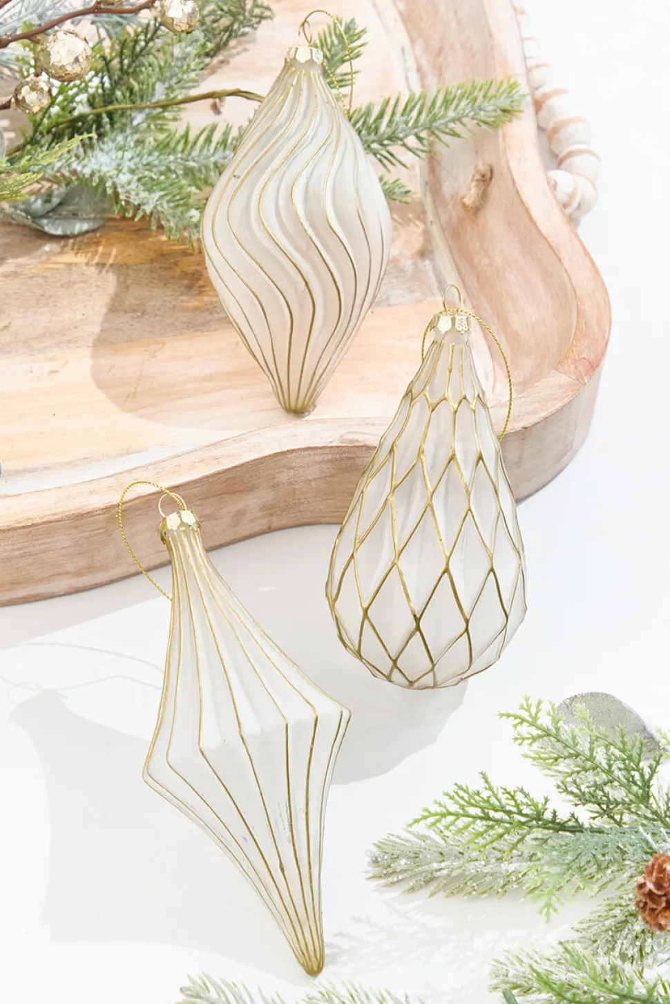 5.5" - 6.75" Gold & Frosted Glass Ornament