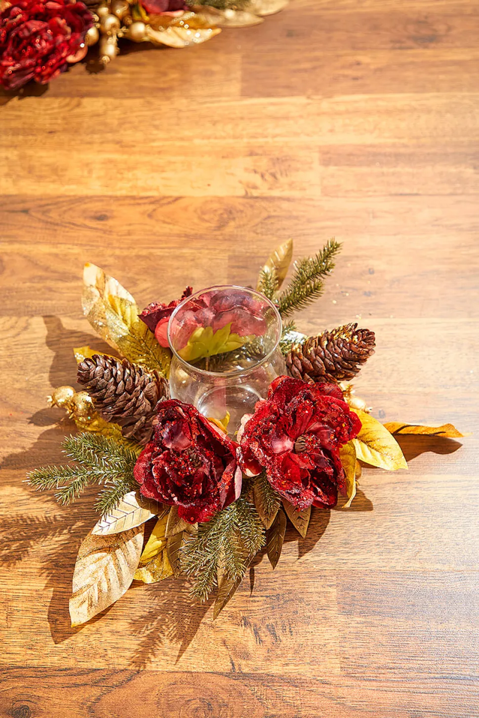 14" Gold Peony Laurel Candle Holder