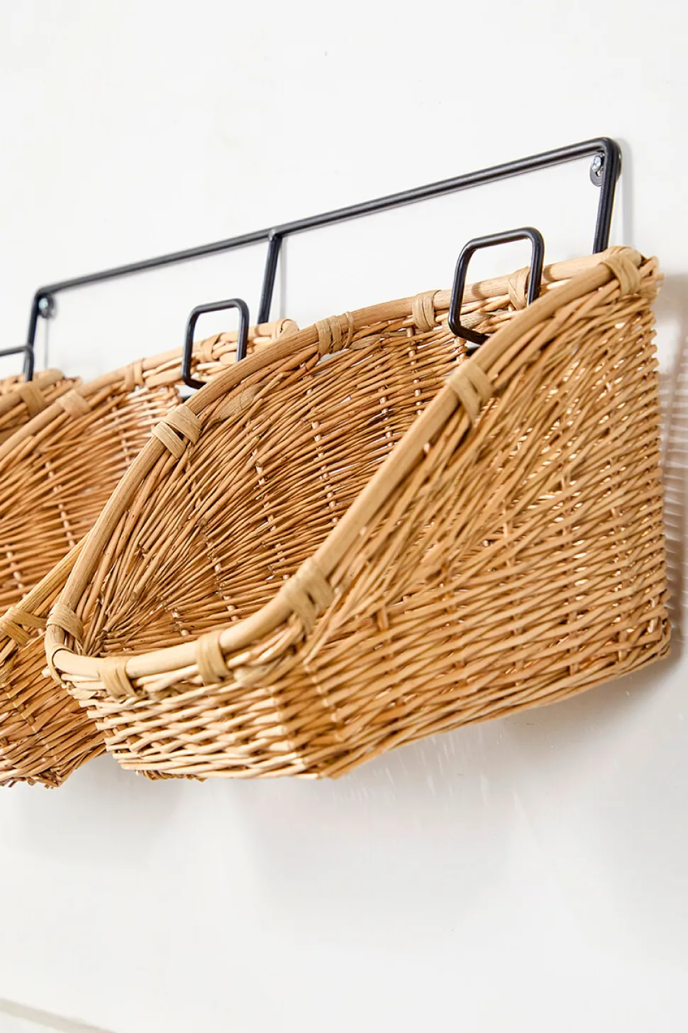 28" Hanging Wall Basket