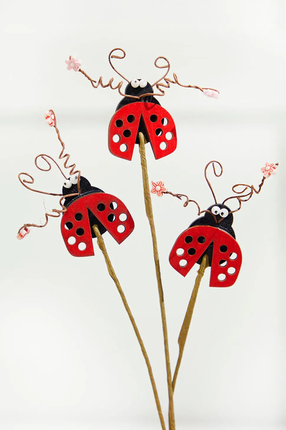 17" Lady Bug Pick