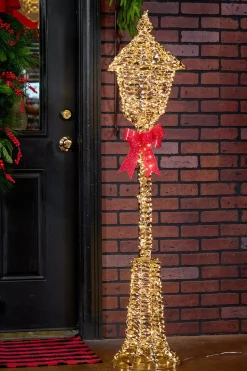 4.9' LED Christmas Lamp Post - 720L
