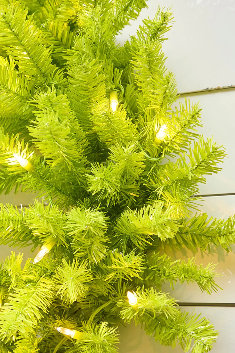 30" Lime Green Wreath with LED Lights