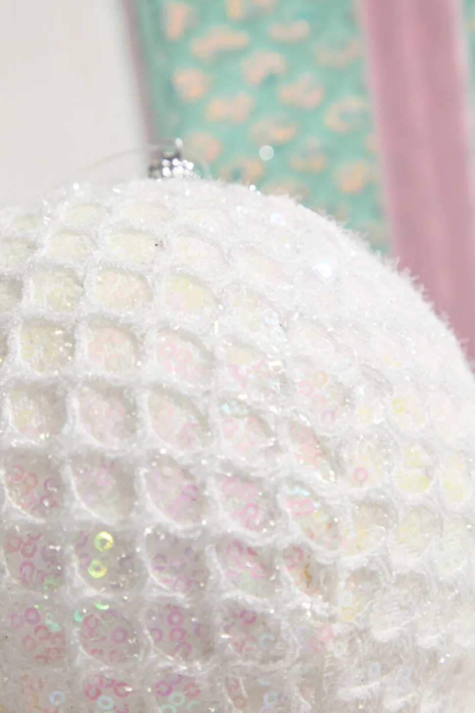 6" Mesh Ball Ornament - White