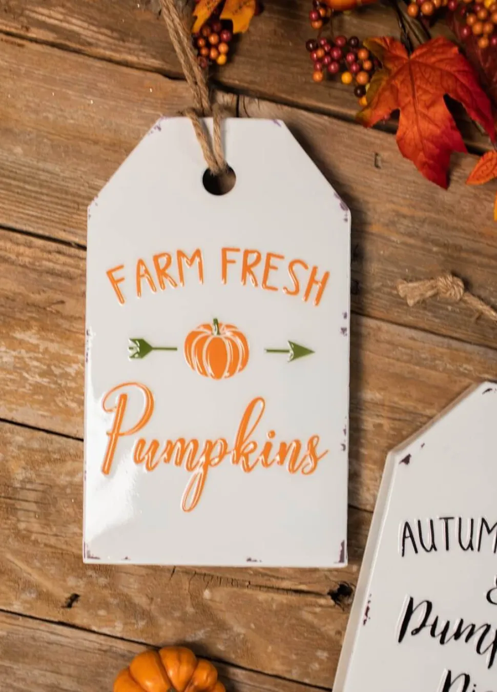 12” Metal Enamel Harvest Sign
