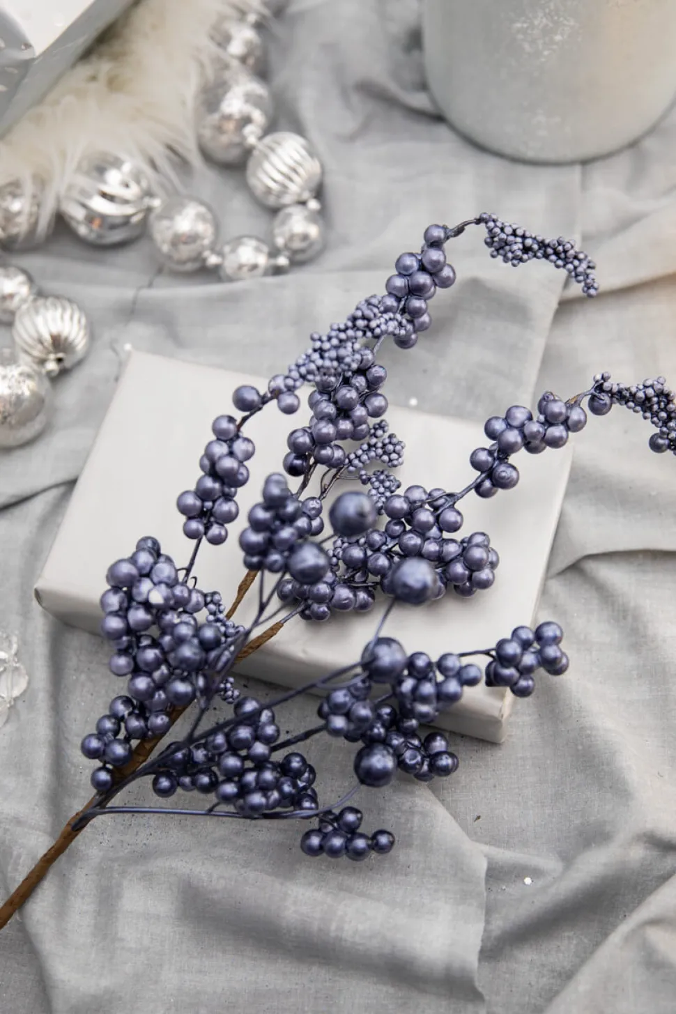 18” Metallic Dew Berry Spray - Navy