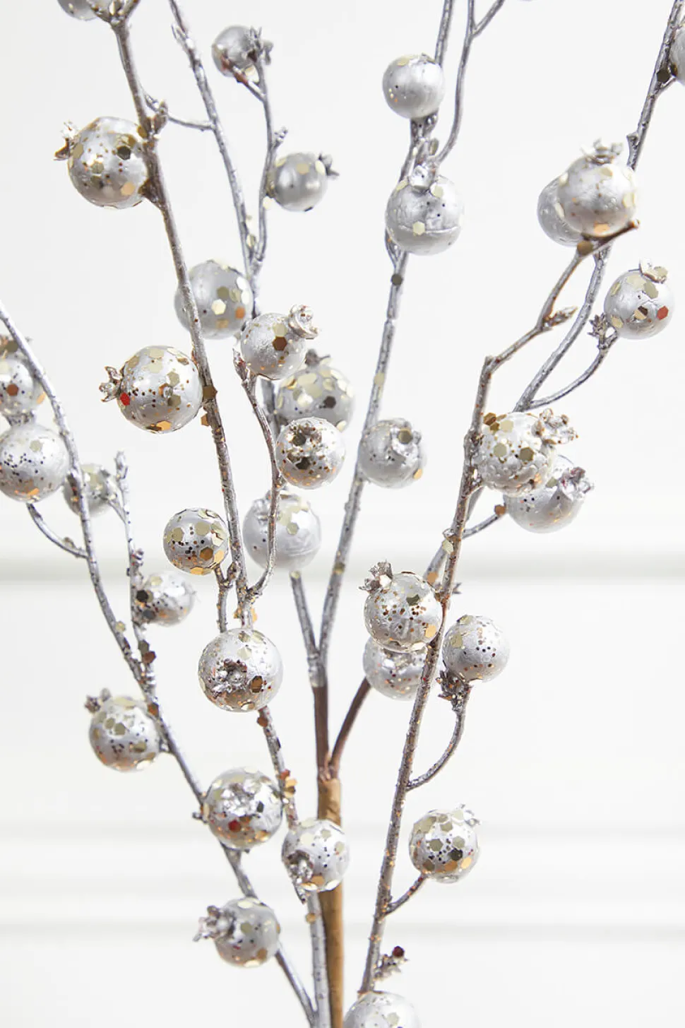 30” Mini Pomegranate Glitter - Platinum