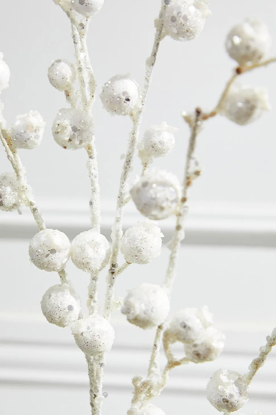 30” Mini Pomegranate Glitter Spray - White
