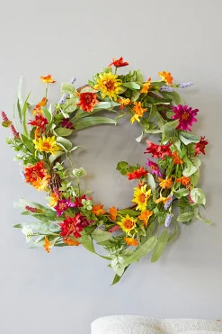 24" Mixed Daisy Wreath