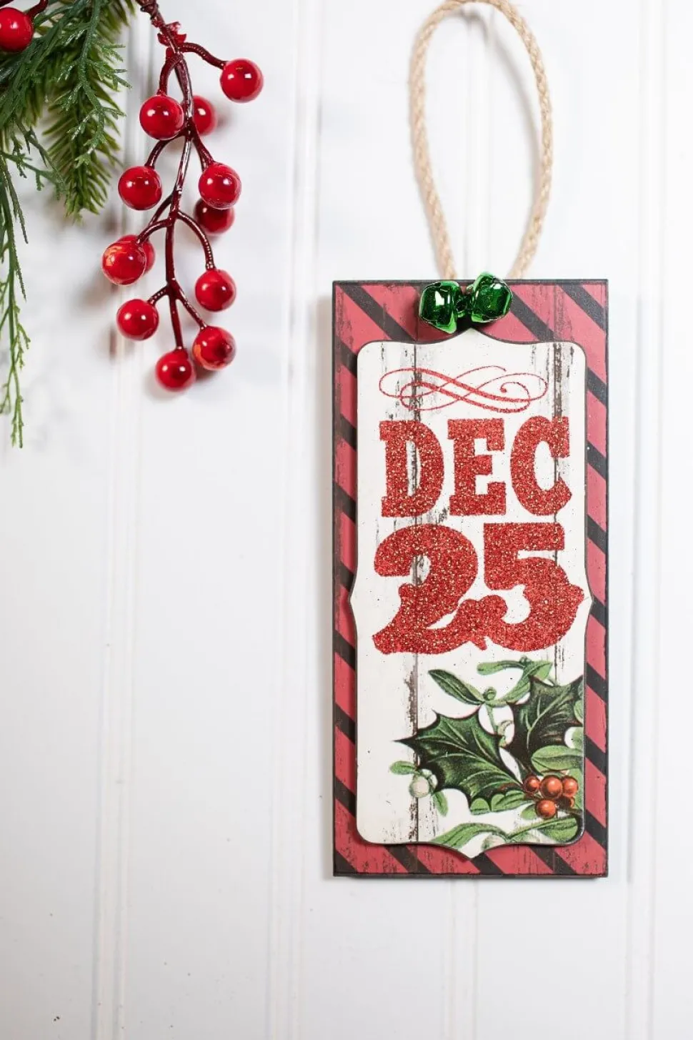 Nostalgia Christmas Tag Ornaments