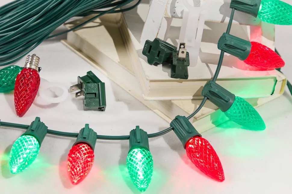 250' Outdoor Christmas Lighting Kit - Red/Green