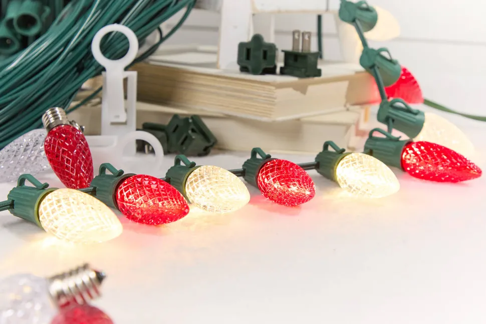 250' Outdoor Christmas Lighting Kit - Warm White/Red