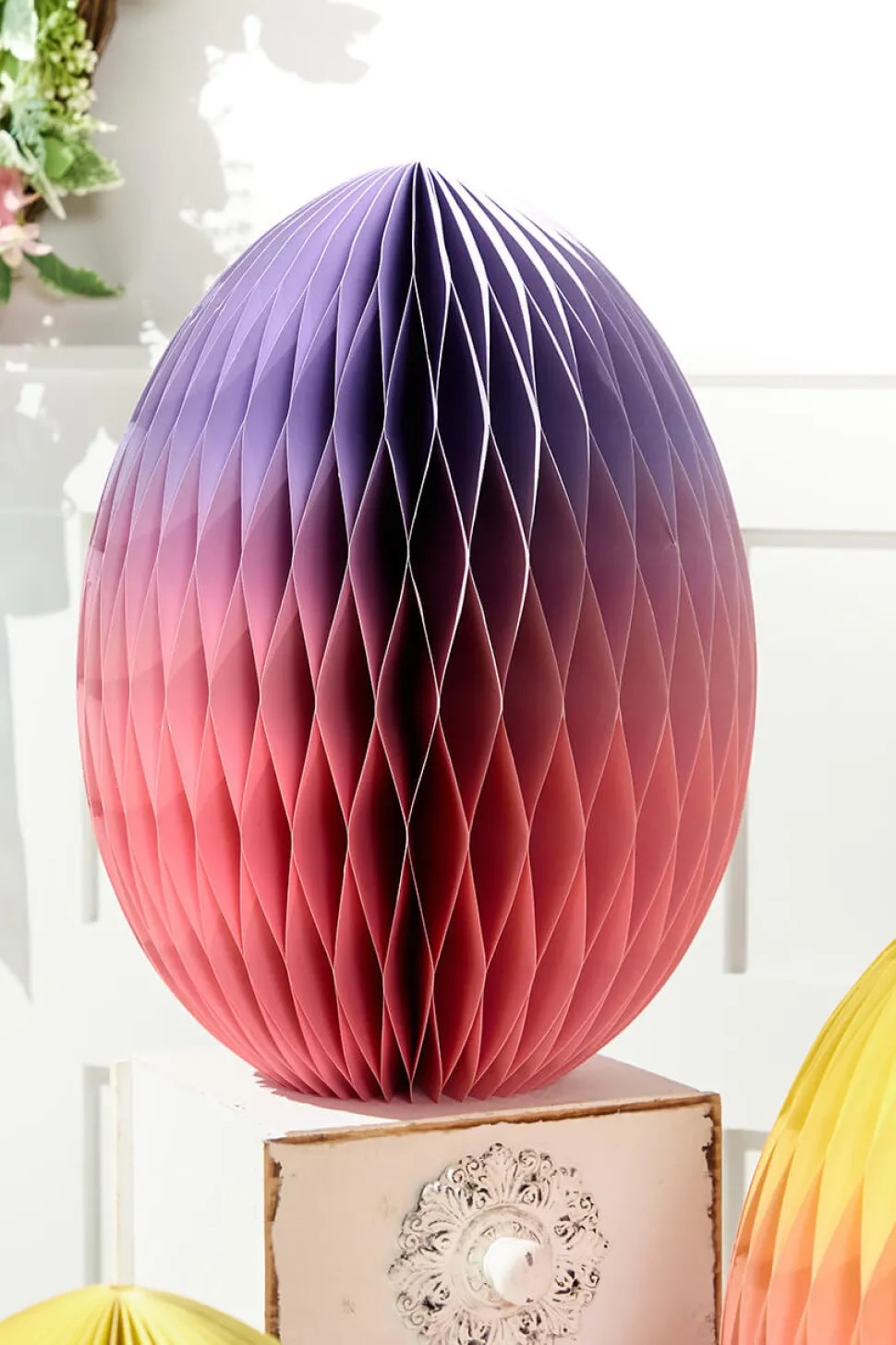 14" Paper Honeycomb Ombre Egg
