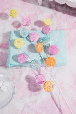 31" Pastel Glitter Disc Spray