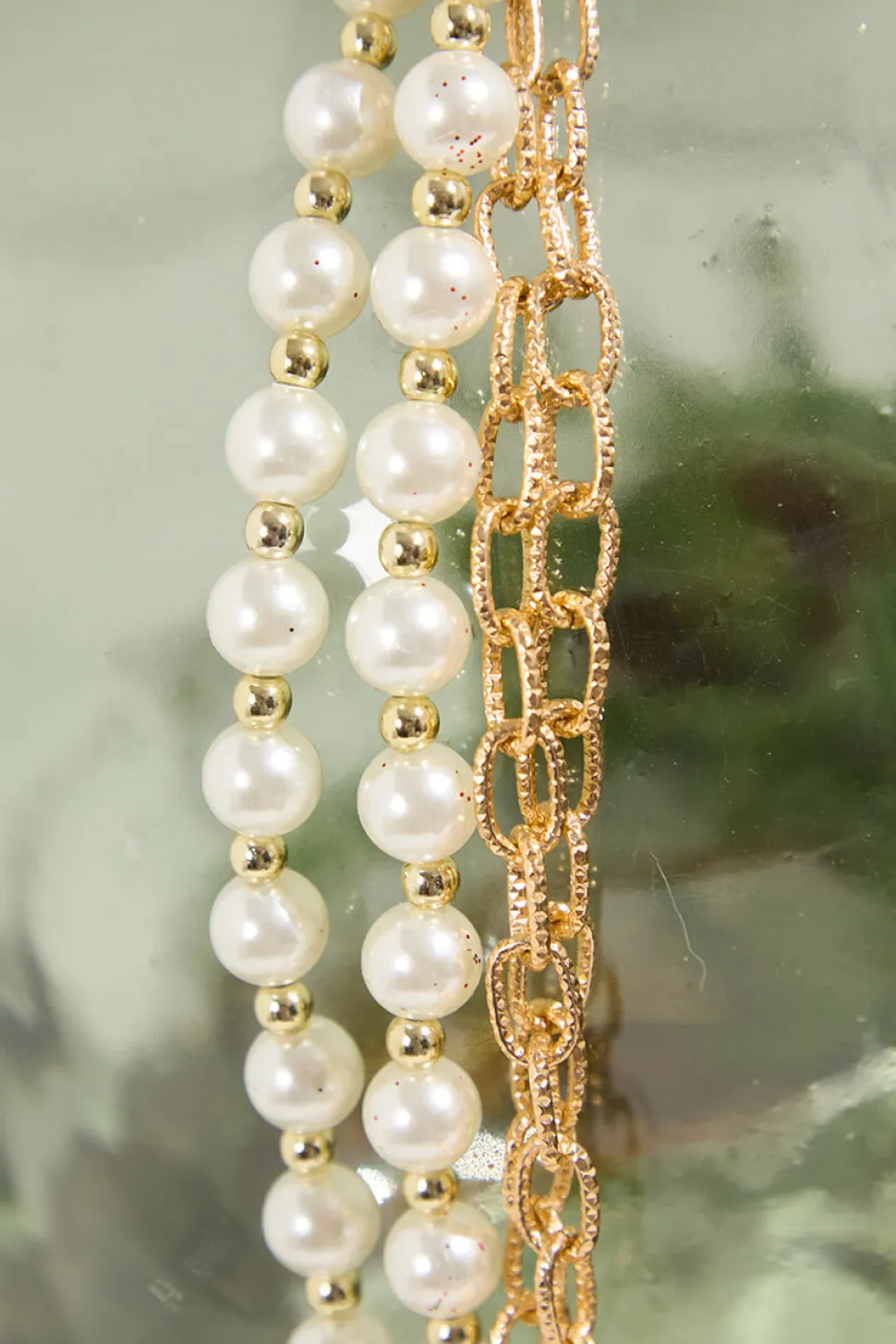 27" Pearl Chain and Bead Garland