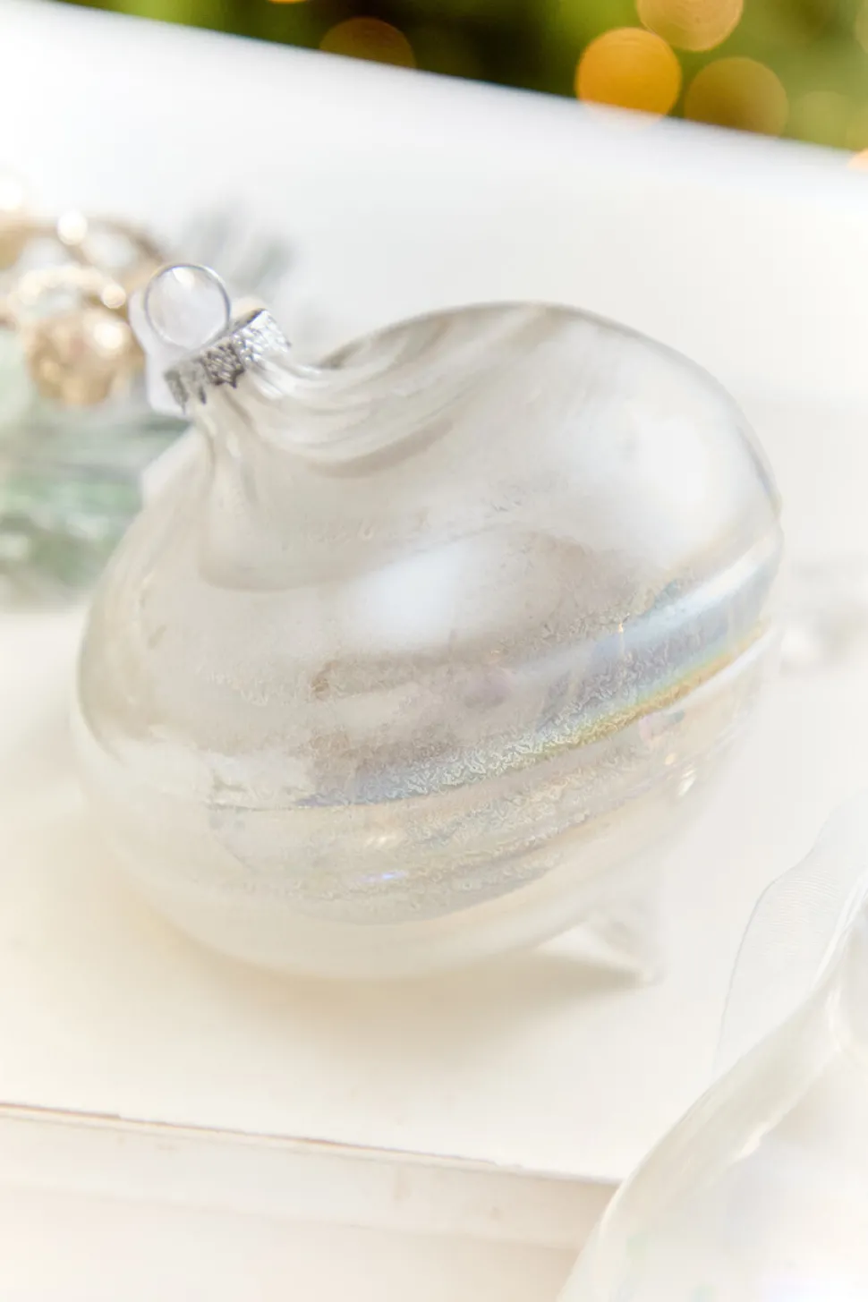 4" - 6" Pearlescent Swirl Ornament