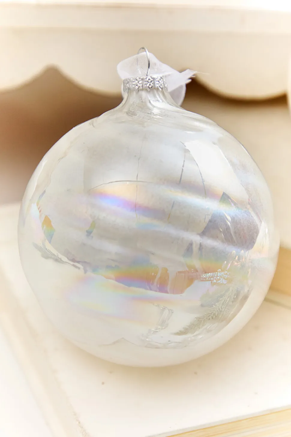 4" - 6" Pearlescent Swirl Ornament