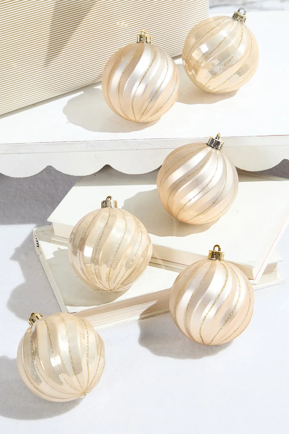 3" Pearl Shatterproof Boxed - Set of 6