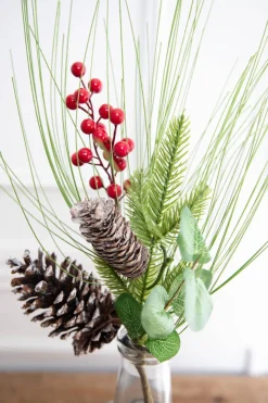 18" Pine Berry Pinecone Spray