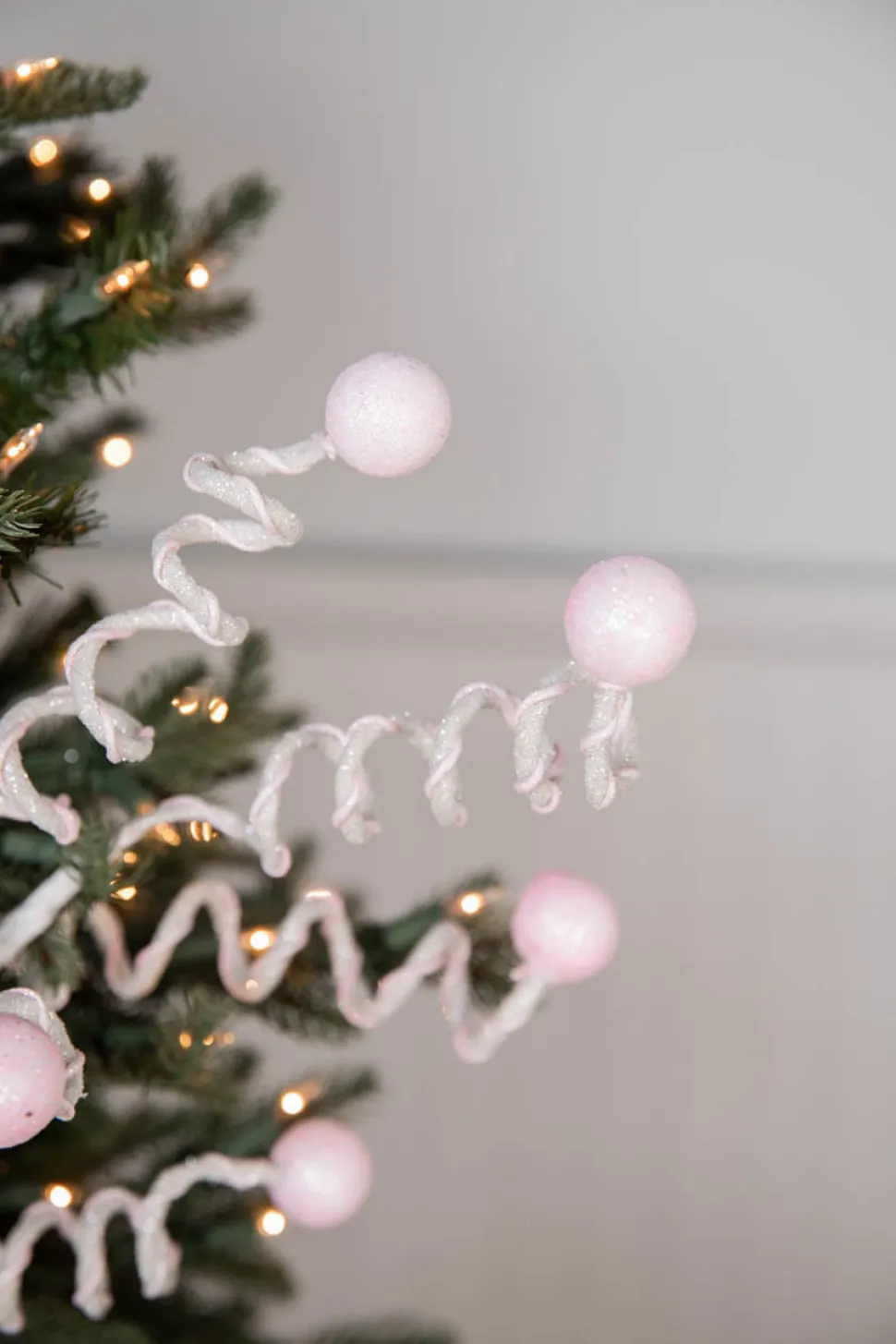 25” Pink & White Velvet Corkscrew Spray