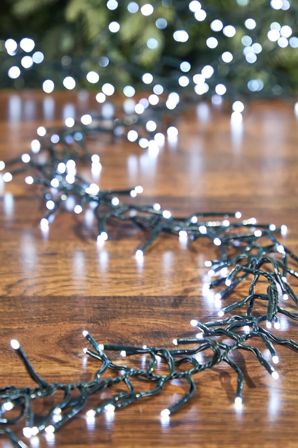 25' Platinum Elite Cluster Lights - 760L Classic White (Green Cord)