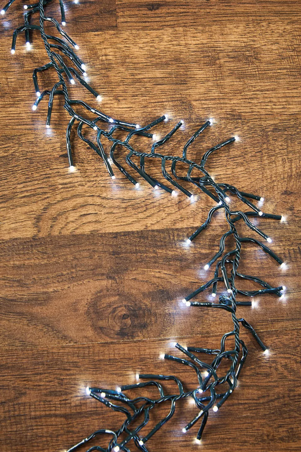 25' Platinum Elite Cluster Lights - 760L Classic White (Green Cord)
