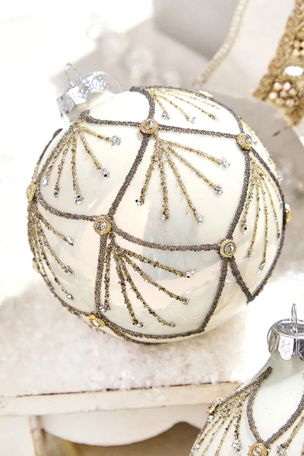 4" - 6" Platinum & Gold Glitter Glass Ornament