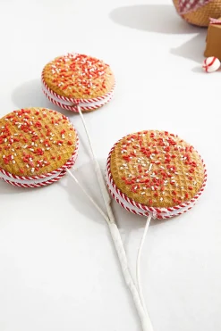 28” Red and White Peppermint Stripe Macaron Waffle Spray