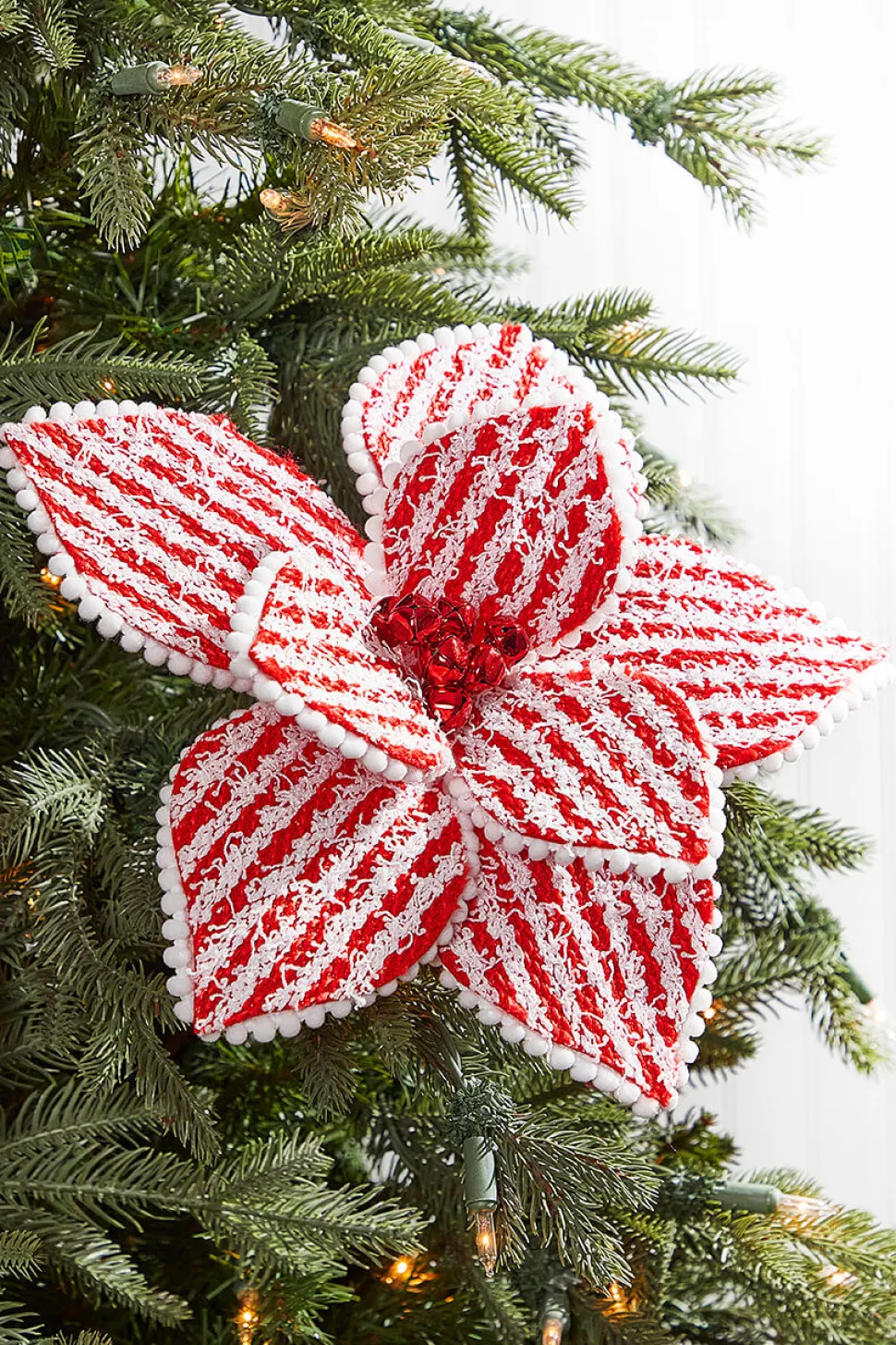 22" Red and White with Cotton Ball Edge Stem