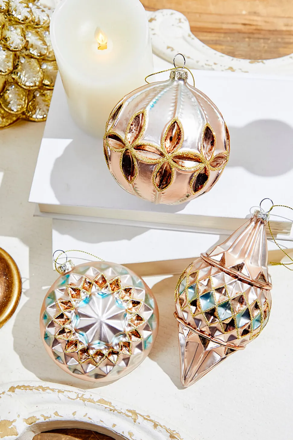 4" - 6" Reflector Pattern Glass Ornament - Champagne and Gold