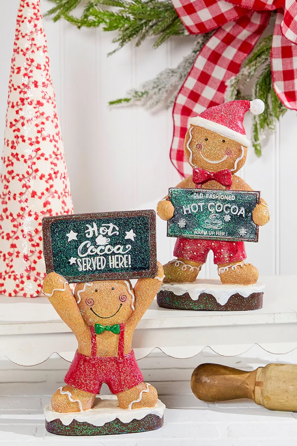 9.8" Resin Gingerbread Man Holding Sign